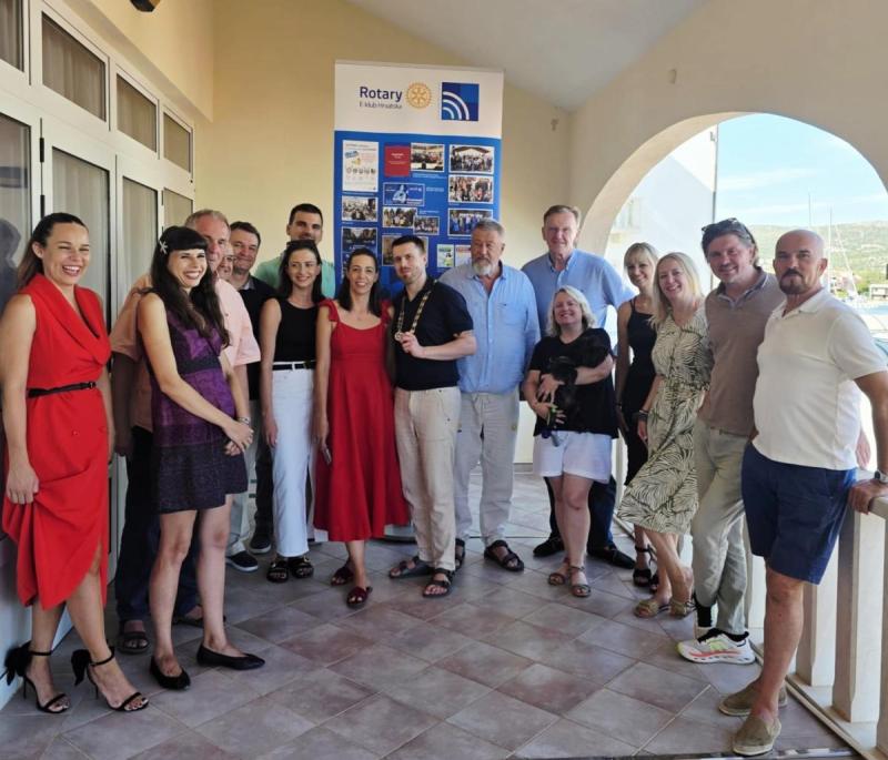 527264552 1068901382019805 2750628188274357398 n