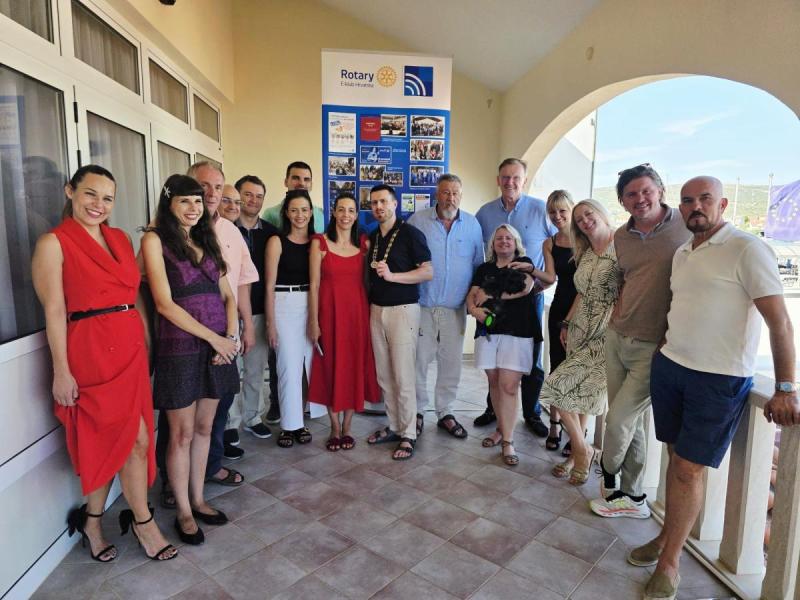 528060895 1068901352019808 1830269256897376422 n